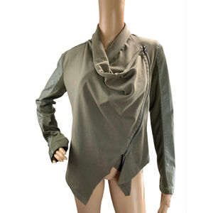 Blank NYC Women's‎ Jacket Sz Sm Green Asymmetrical Zipper Cowl Neck Faux Leather